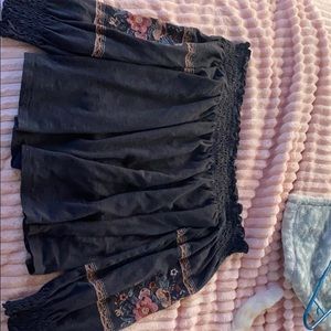 American Eagle Grey off the shoulder shirt